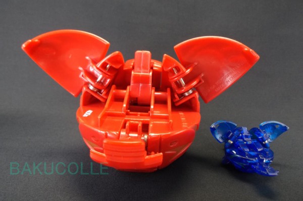 フェニックス SKYRESS 火属性(DEKA) BAKUGAN DEKA : 爆丸コレクション