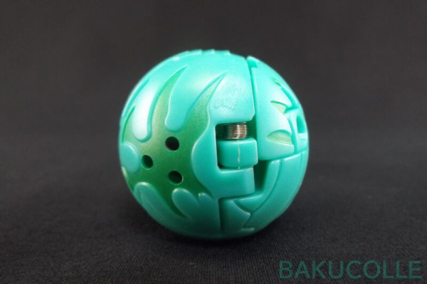 爆丸　ストーム・フェニックス　STORM SKYRESS Bakugan ストーム・フェニックス STORM SKYRESS 風属性 STARTER PACK
