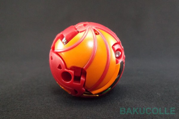 爆丸 アルティマ ドラゴノイド BE B016-JP270 キラ ダイナミックに瞬間変形（スタンド）する全長約200ミリの大型