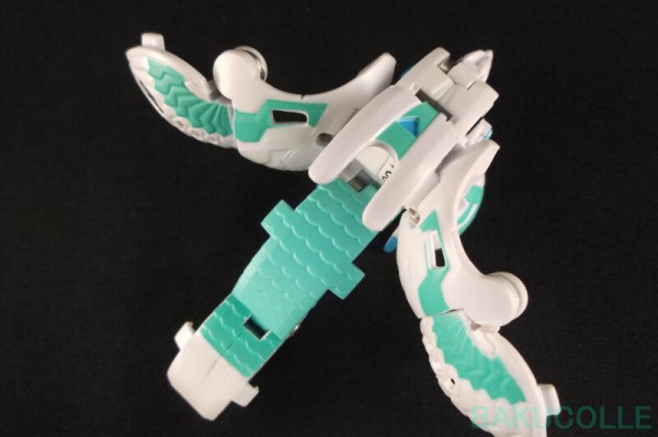 セーラス ウルトラ SAIRUS ULTRA 光属性 BAKUGAN ULTRA : 爆丸コレクション