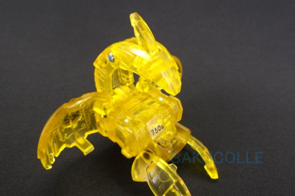 Iトーセン IKKI TOSEN 光属性 爆丸アーマーズ限定爆丸 : 爆丸コレクション