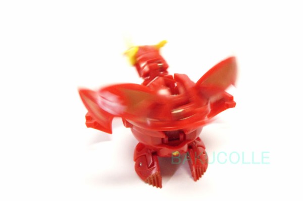ノヴァ・クロス・ドラゴノイド PYRUS CROSS DRAGONOID 火属性 爆丸