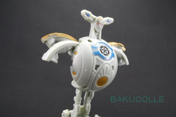 爆丸　ダークオンハカポイド　ルミナアーナウト ルミナ・ワイバーン HAOS WAVERN 光属性 爆丸拡張パック