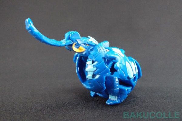 アクオス・マクサドン AQUOS MAXODON 水属性 BAKUGAN : 爆丸コレクション