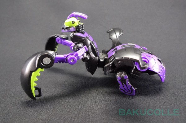 闇(ダーカス)マントノイドDX DARKUS MANTONOID(ULTRA) 闇属性 爆018 爆