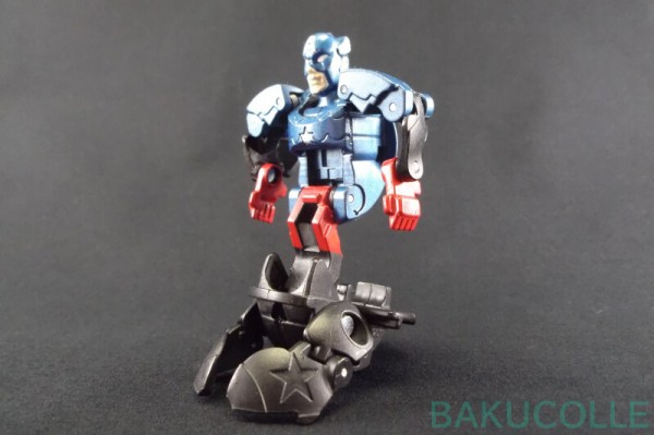 Bakugan top vs Marvel Captain America Bucky