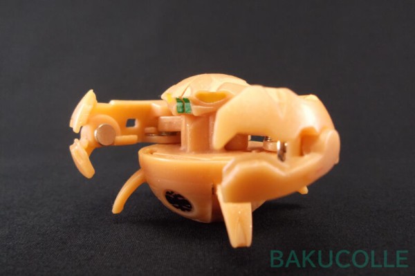 テラークロー TERRORCLAW 土属性(FLIP) BAKUTIN : 爆丸コレクション