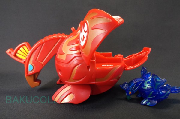 フェニックス SKYRESS 火属性(DEKA) BAKUGAN DEKA : 爆丸コレクション