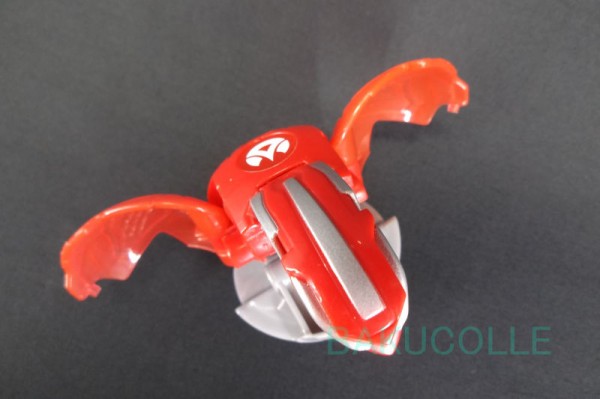 グレン・ドラゴノイド TITANIUM DRAGONOID 火属性 McDonald's Happy