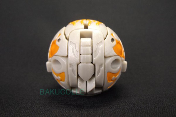 ブルティカン SABATOR 光属性 BAKUTRIAD : 爆丸コレクション
