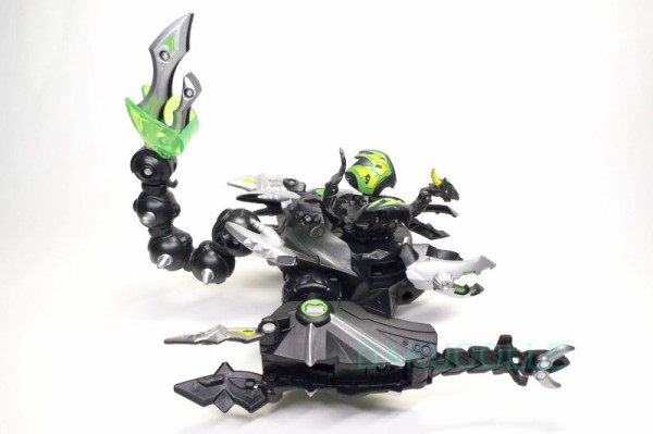 北米版 ダラクinガリアブル DHARAK COLOSSUS 闇属性 : 爆丸コレクション