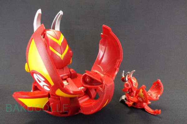 ノヴァ・ブレイズ・ドラゴノイド PYRUS LUMINO DRAGONOID 火属性