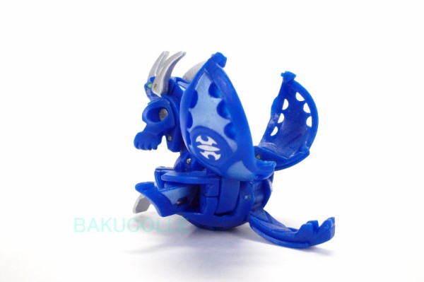 アクア・ブレイズ・ドラゴノイド亜種 AQUOS LUMINO DRAGONOID 水