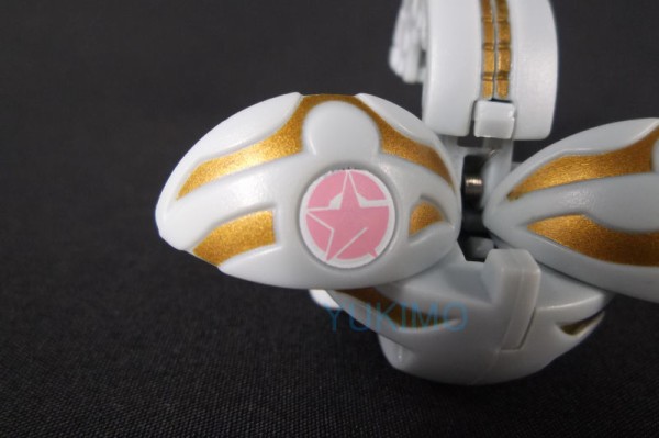 爆丸　TSUTAYA限定 ルミナ・ドラゴノイド HAOS DRAGONOID 光属性 TSUTAYA限定