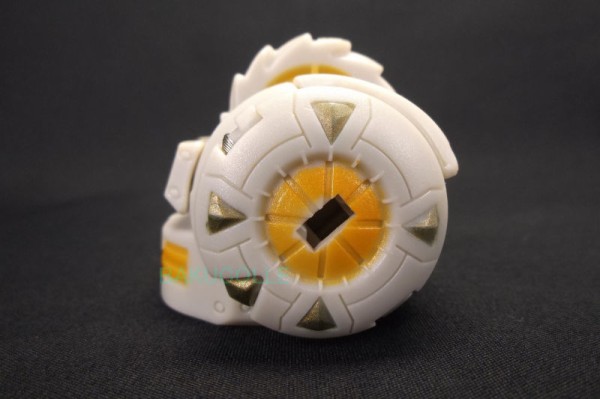 爆丸 GP-004 爆丸ブローラーゲームパック 12オーダーズの逆襲 バリアスギア BARIAS GEAR ゴールド 爆丸ブローラーゲームパック