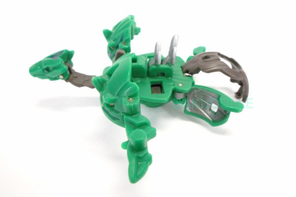 ゼフィロス・ベタドロン VENTUS BETADRON 風属性 BAKU SKY RAIDERS