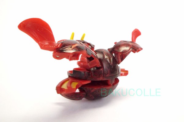 ウルトラ・ドラゴノイド バトルダメージ仕様　爆丸バトルブローラーズ ノヴァ・ウルトラ・ドラゴノイド(バトルダメージ仕様) PYRUS ULTRA