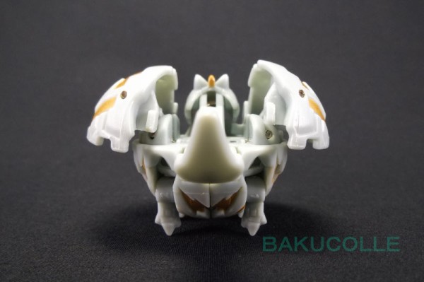 ルミナ・ジャッカル HAOS HYNOID 光属性 BAKUBOOST : 爆丸