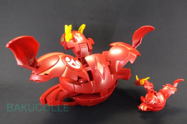 ウルトラ・ドラゴノイド ULTRA DRAGONOID 火属性(DEKA) BAKUGAN