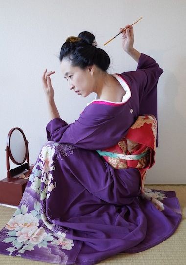 69 紫に菊散らしの色留袖 : 気軽に楽しく美しく・銘仙の時代の女