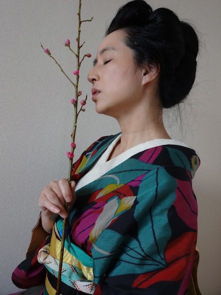 28 チューリップ柄銘仙着物 : 気軽に楽しく美しく・銘仙の時代の女