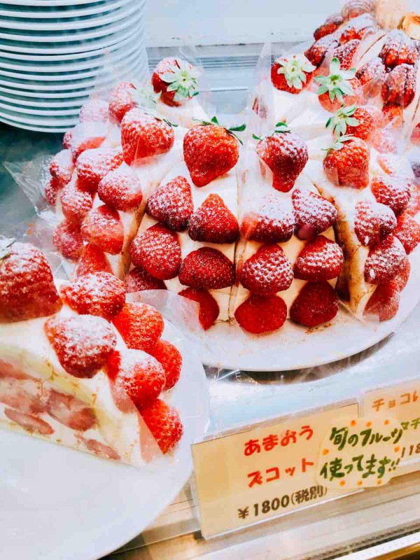 いちごいっぱいケーキ I Love 麻布十番