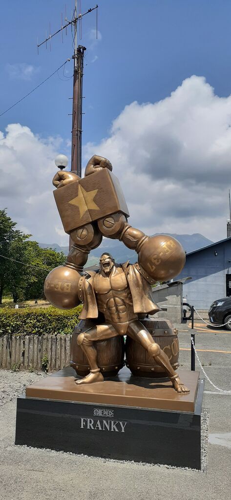 麦わらの一味ここに集結！ONE PIECE 熊本復興プロジェクト銅像