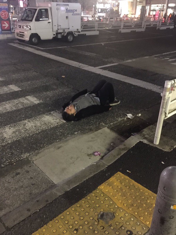 外国人 渋谷の酔っ払い日本人がカオスすぎるんだけどｗｗｗｗｗ ユルクヤル 外国人から見た世界