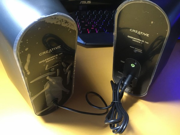 PCスピーカー Creative GigaWorks T20 Series II 2.0ch を買った PCスピーカー Creative GigaWorks T20 Series II 2.0ch を買った