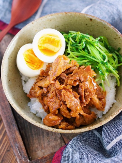 Supreme 中華風丼 スプーン付き - メルカリ