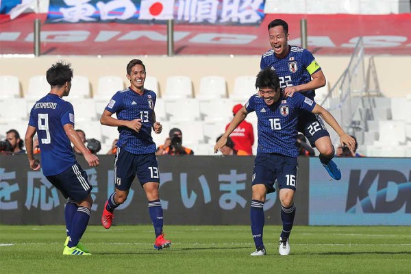 サッカー 日本ｄｆ陣が急速に 巨人化 高さ パワーへのコンプレックスが解消 スポーツフォン