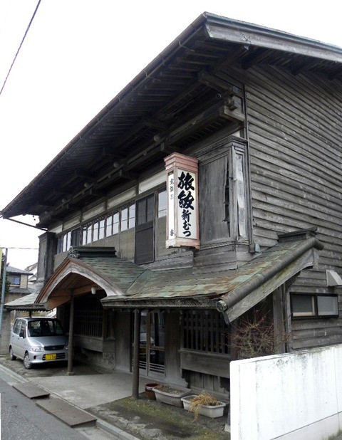 明治時代の遊廓建築がそのまま宿屋に。古格漂う貴重な旅館 [八戸 新