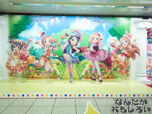 6日目はラブデス デレステ シンデレラガールズが新宿駅地下道をジャック 圧倒的豪華なデレステ広告をフォトレポート なんだかおもしろい