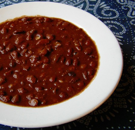 茹でキャベツと 黒インゲン豆の煮込み イルンに居るんデス