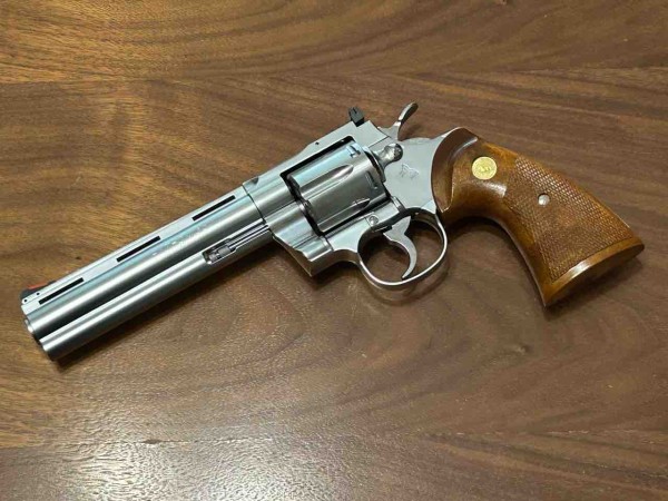 タナカワークス コルトパイソン357マグナム 6インチ ステンレス