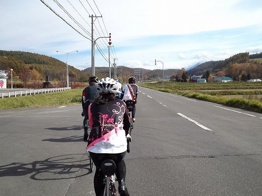 １０月２２日 上富良野 美瑛 紅葉サイクリング Iwanの自転車日記