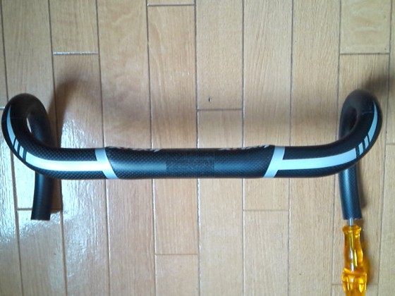 カーボンハンドルいろいろ : iwanの自転車日記