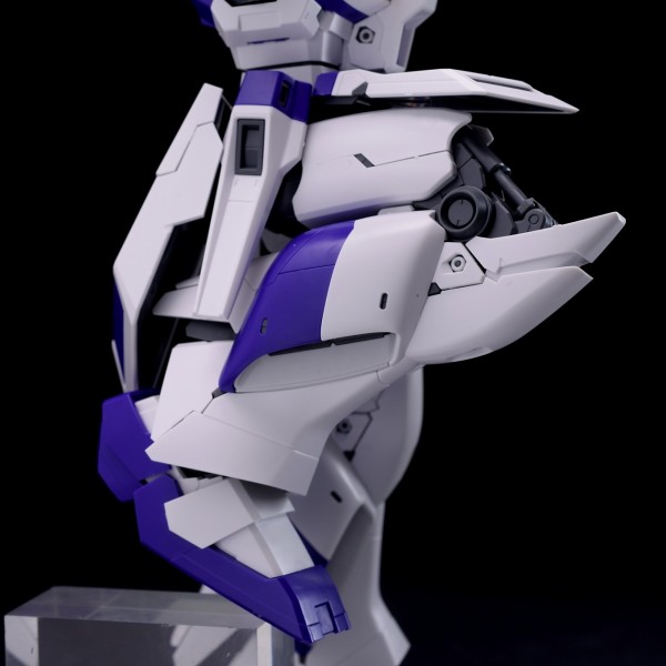 バンダイ MG 1/100 Hi-νガンダム Ver.Ka パチ組 レビュー その1