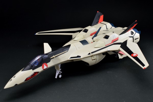 専用輸送箱上面と側面にハゲあり】アルカディア 1/60 完全変形 YF-19