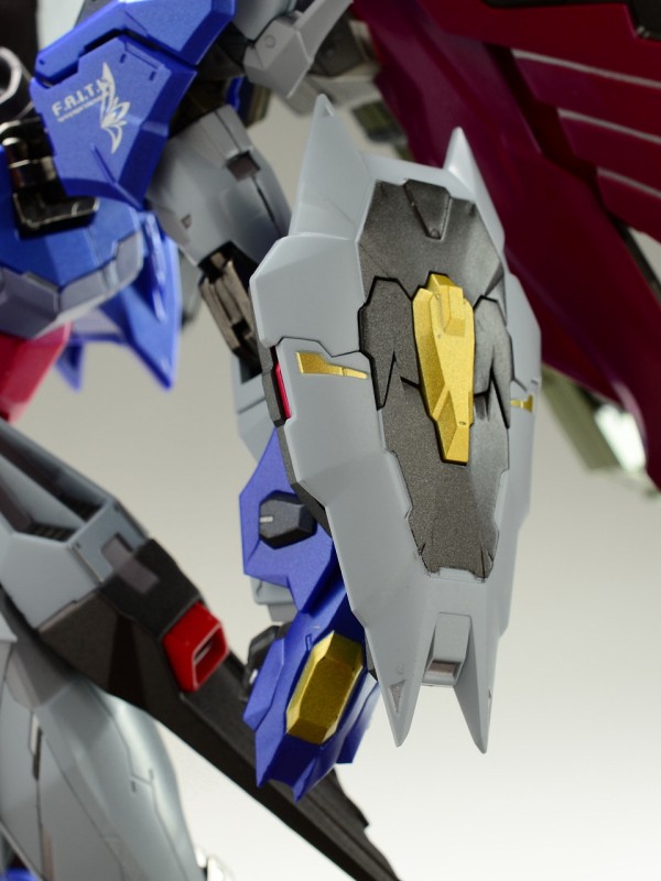 メタルビルド　デスティニー　ウイング METAL BUILD(メタルビルド) デスティニーガンダム レビュー