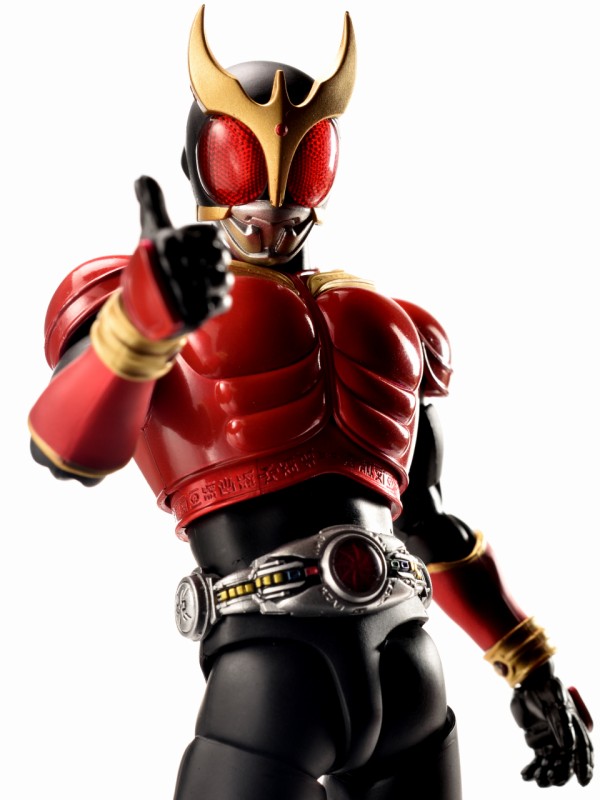 バンダイ S.H.フィギュアーツ (真骨彫製法) 仮面ライダークウガ