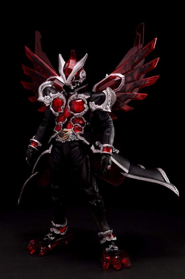 SIC　仮面ライダーウィザード　フレイムスタイル Amazon.com: TAMASHII NATIONS Bandai SIC Kamen Rider Wizard