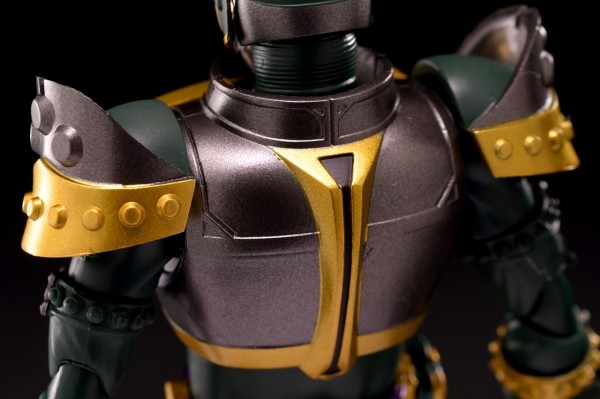 バンダイ S.H.フィギュアーツ 仮面ライダーレンゲル レビュー : きん