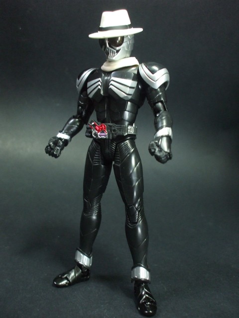 バンダイ 魂ウェブ商店限定 S.H.F 仮面ライダースカル レビュー : きん  