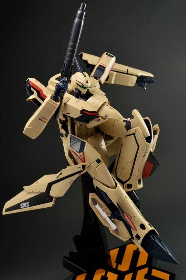 バンダイ DX超合金 VF-19 ADVANCE レビュー その3 : きんけつほ