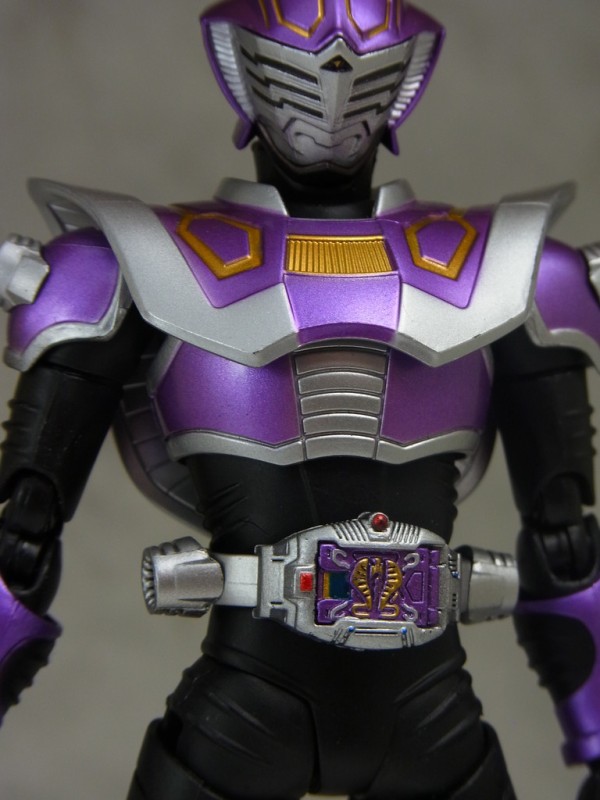 S.Hフィギュアアーツ仮面ライダー王蛇 現状品 仮面ライダー王蛇 フィギュアーツ - メルカリ