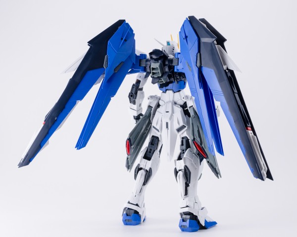 バンダイ MG 1/100 フリーダムガンダム ver.2.0 パチ組レビュー : きん