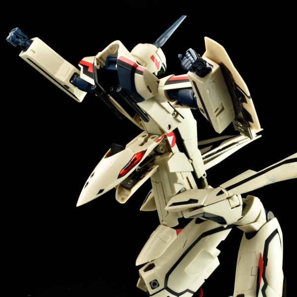 アルカディア 1/60 完全変形 YF-19 with ファストパック レビュー その