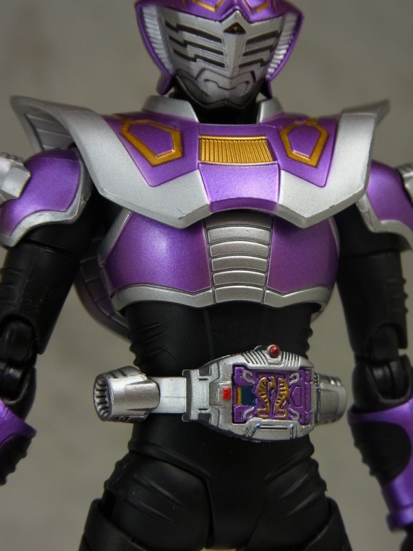 S.Hフィギュアアーツ仮面ライダー王蛇 現状品 S.H.フィギュアーツ 仮面ライダー 王蛇 レビュー : はっちゃか