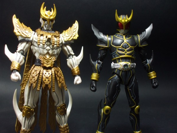 BANDAI - 魂ウェブ限定 真骨彫 クウガ アルティメットフォーム ン・ダグバゼバ バンダイ 魂ウェブ商店限定 S.H.F ン・ダグバ・ゼバ : きんけつ
